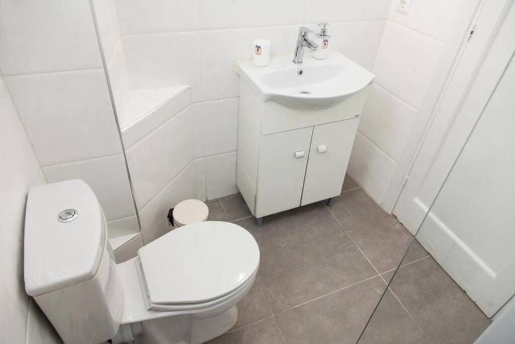 Ipeirou Central Athens Apartment ภายนอก รูปภาพ